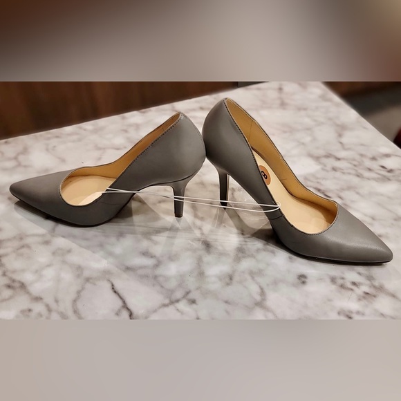 NWT Nine West pointed toe heels - Picture 4 of 7